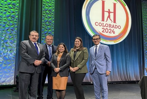 HACU presents awards at the Power Lunch of its 38th Annual Conference on Hispanic higher education